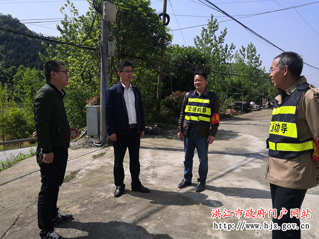 4月14日,市委常委,市委组织部长董崇毅一行轻车从