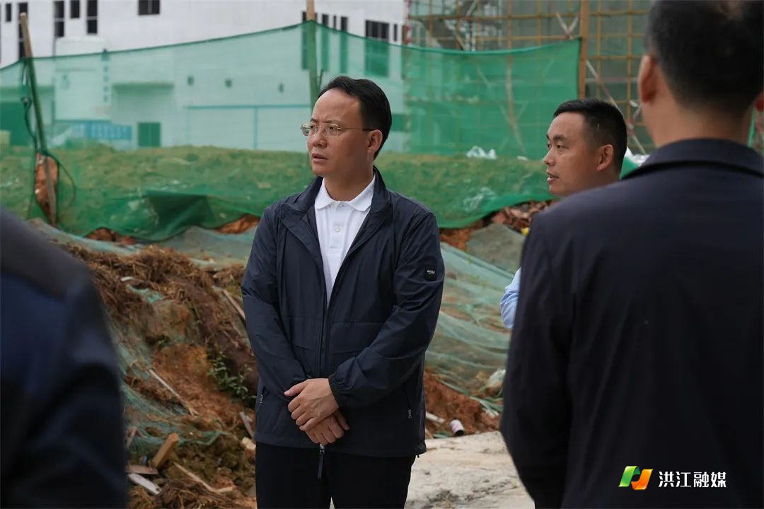 郑小胡在调研安全生产工作时强调:抓实抓好安全生产工作 推动项目建设